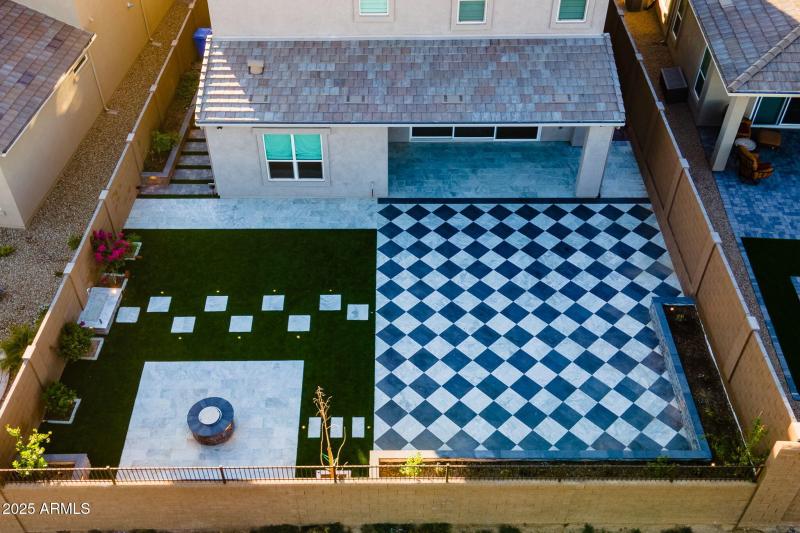 14-web-or-mls-59th-13