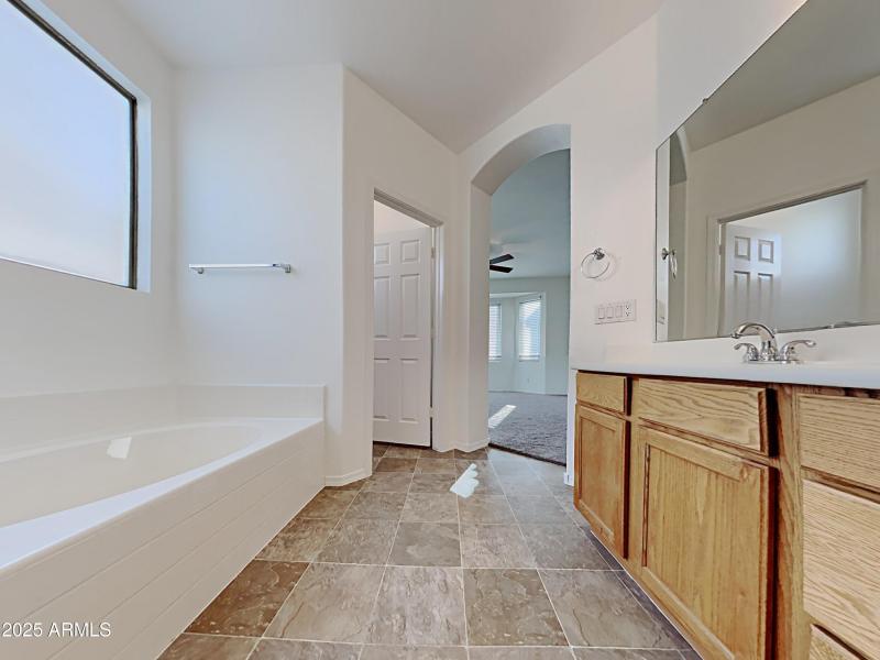 1004825.6627 S 17th Avenue_10