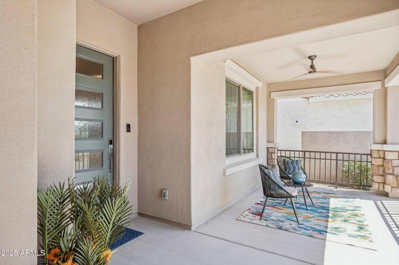 8-web-or-mls-W La Reata Ave-S1709-008