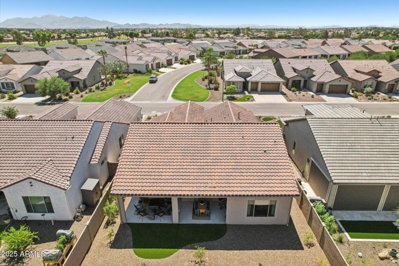 58-web-or-mls-W La Reata Ave-S1709-058