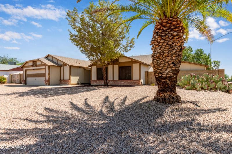 8001 E. Colby St, Mesa AZ 85207