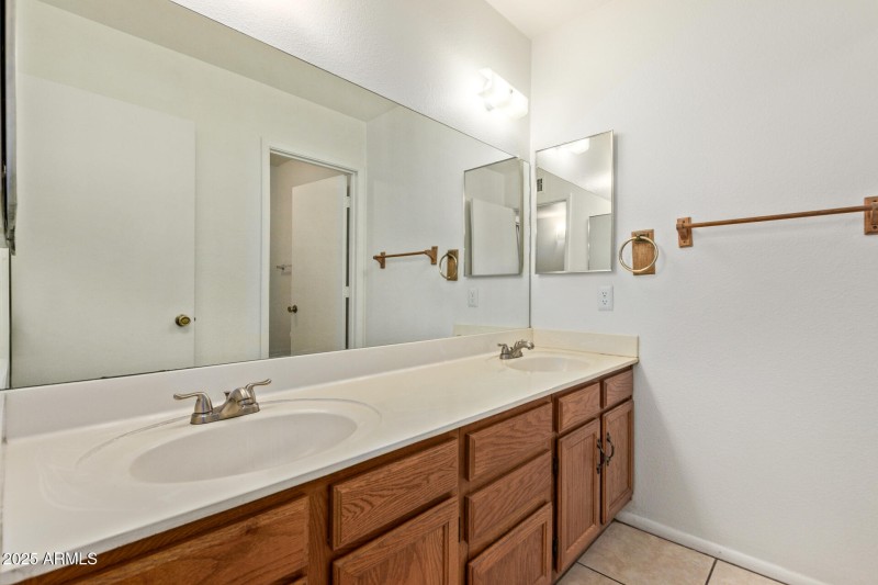 8001 E. Colby St, Mesa AZ 85207