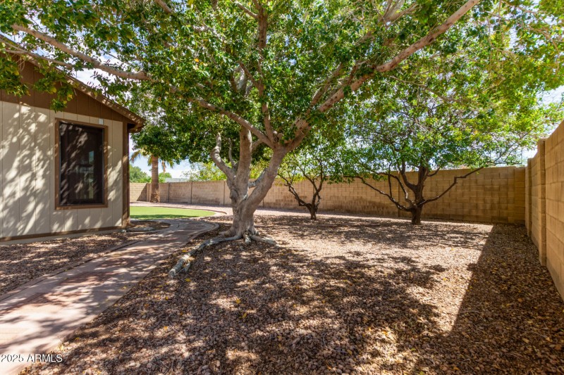 8001 E. Colby St, Mesa AZ 85207