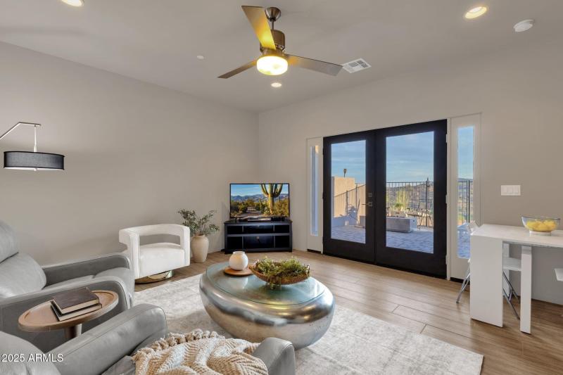 075_Casita Living Room III