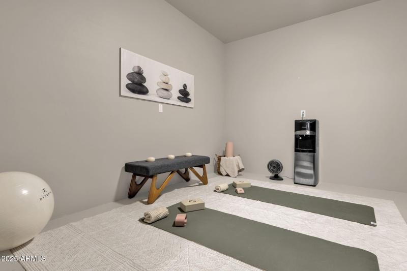 081_Casita Flex Room Or Office