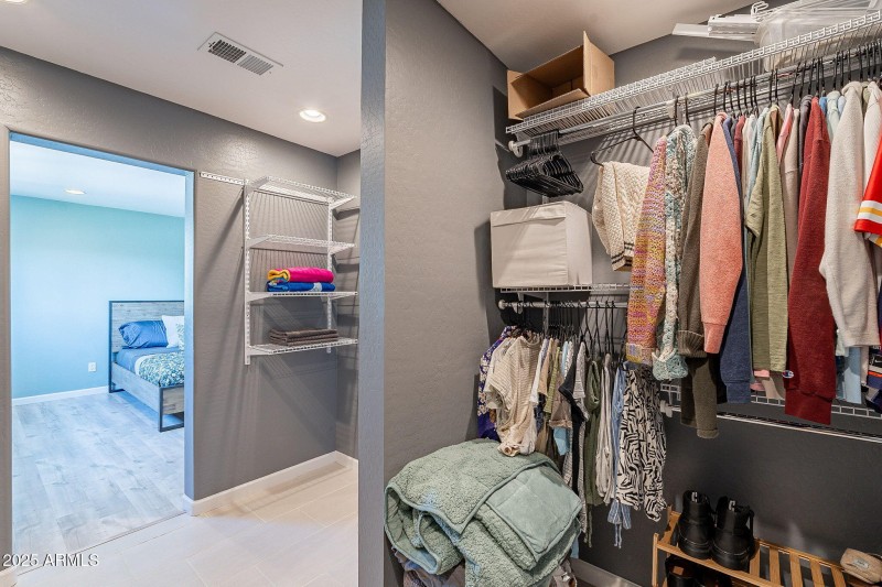 Walk-in closet