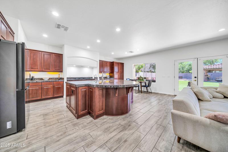 7149 W Avenida del Sol-15