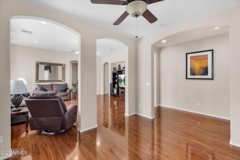 7-web-or-mls-East Sebring-7