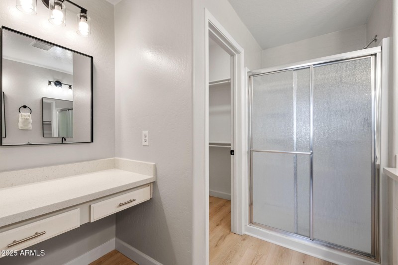 15-Primary Bathroom_2