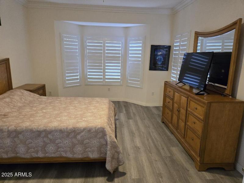 20250908_125757_resized