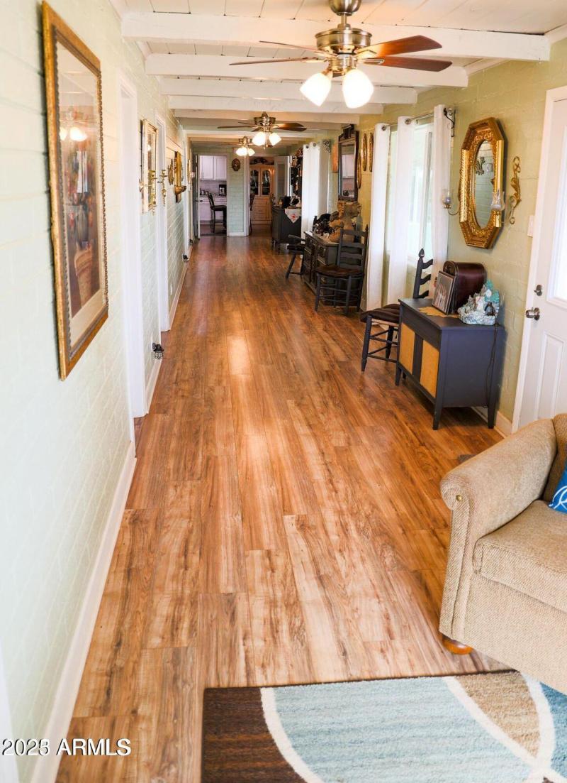 20230821210153780788000000-o