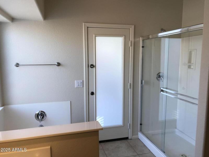 20161230054030596563000000-o