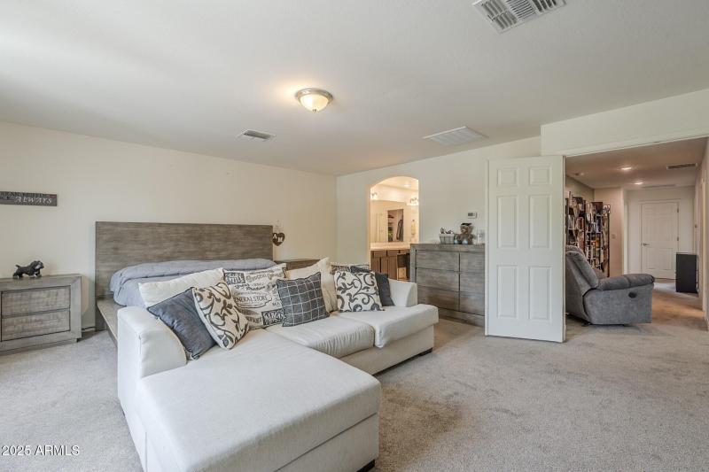 020_Master Suite and Sitting Area