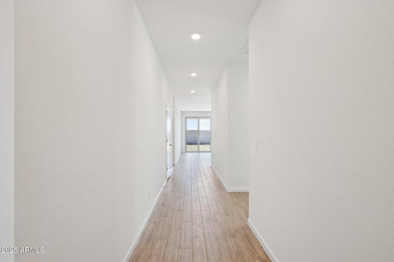 5-web-or-mls-W Bajada Rd-S1709-005