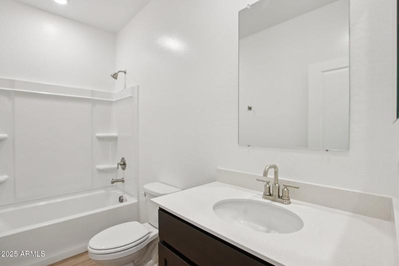 19-web-or-mls-W Bajada Rd-S1709-019