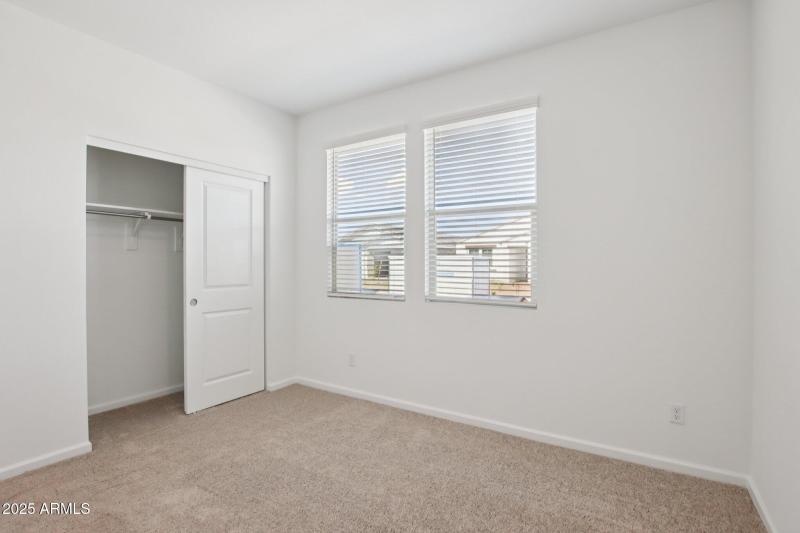 21-web-or-mls-W Bajada Rd-S1709-021