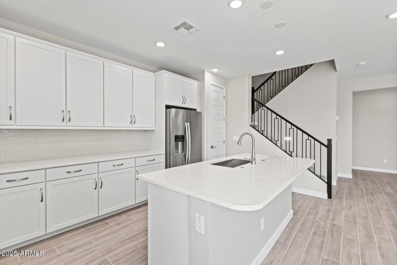 20250523045426483739000000-o