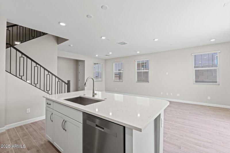 20250523045427781285000000-o