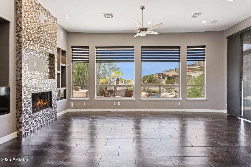 10-web-or-mls-14216-s-5th-st