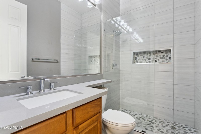 27-web-or-mls-14216-s-5th-st