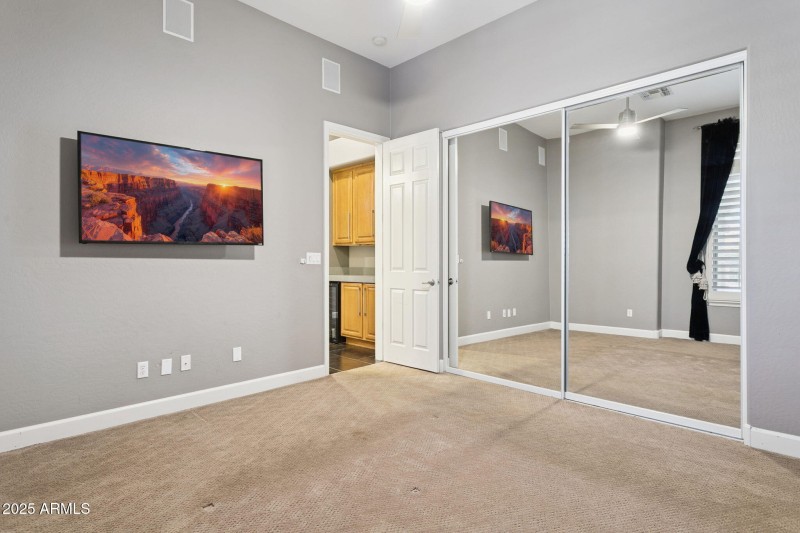 35-web-or-mls-14216-s-5th-st