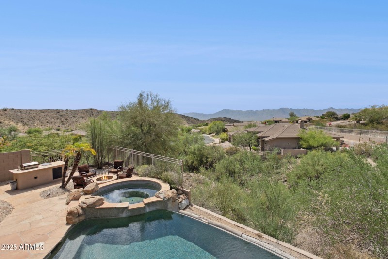 50-web-or-mls-14216-s-5th-st