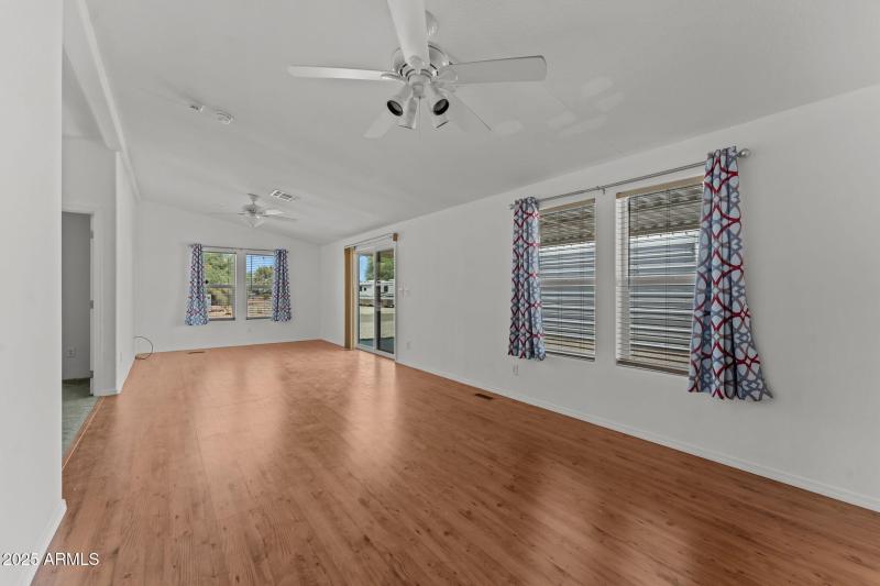 16-web-or-mls-DSC09816