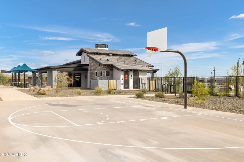 16031 W El Cortez Pl_02