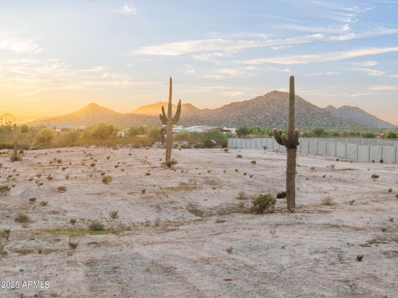 5-web-or-mls-DJI_20250912182701_0070_D