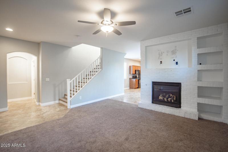 20250914_15166-W-Aster-Dr_03