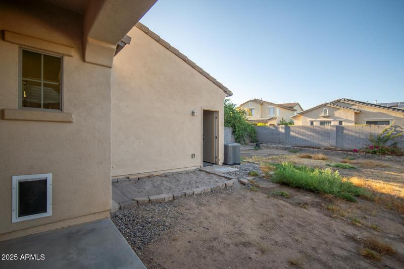 20250914_15166-W-Aster-Dr_19