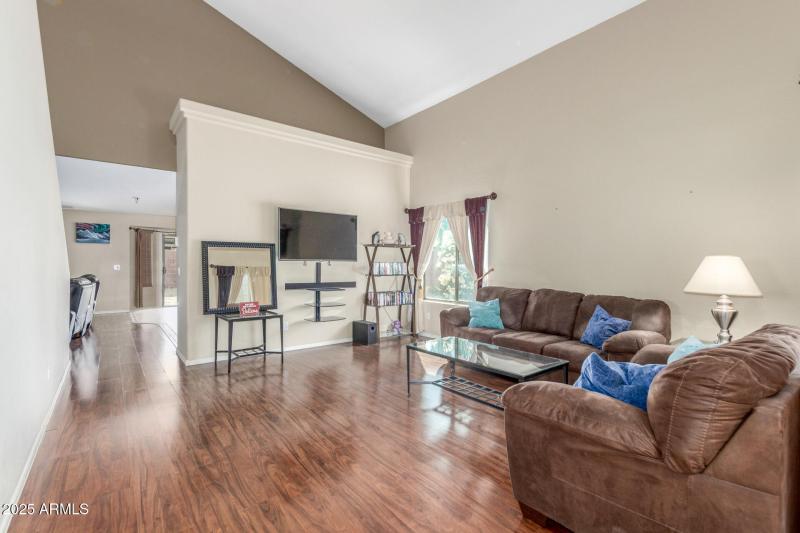 Open, vaulted ceiling in living room