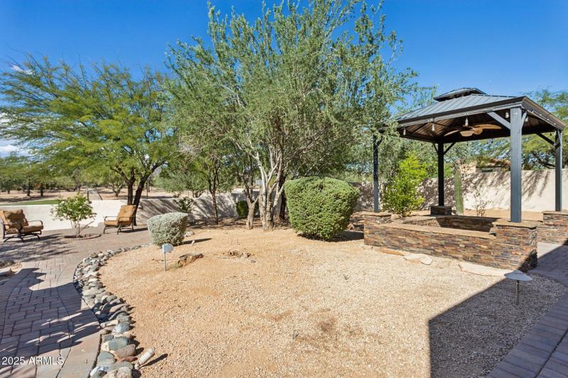 60-web-or-mls-30506-n-60th-st
