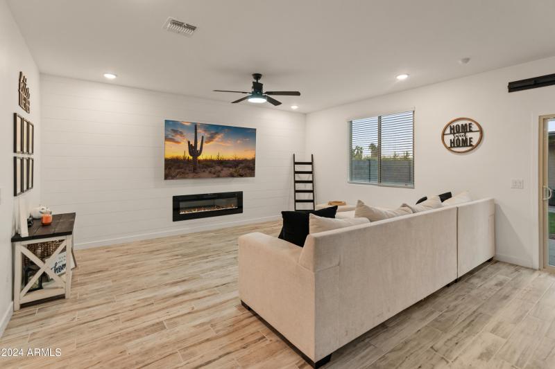 16848 W Alice Ave-39