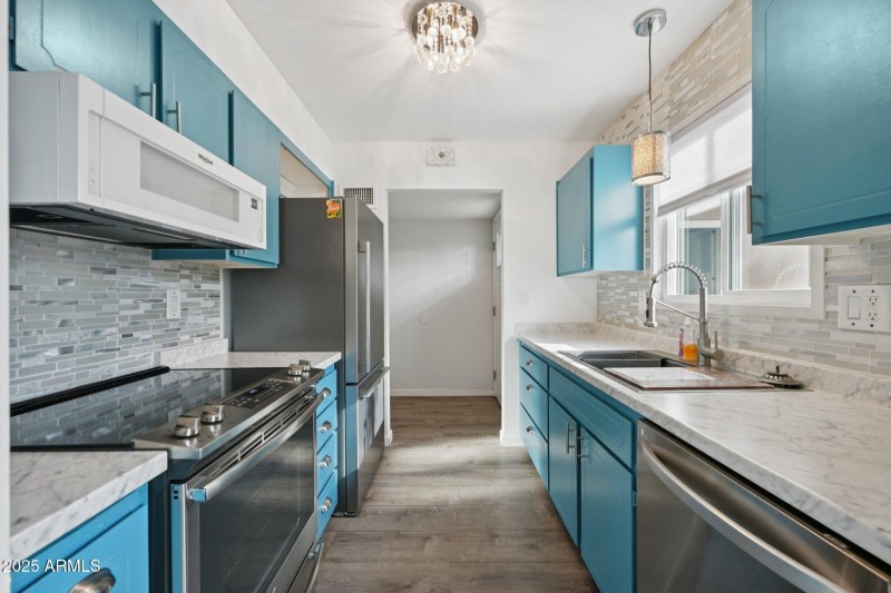 14-web-or-mls-N 98th Ave G-S1809-014