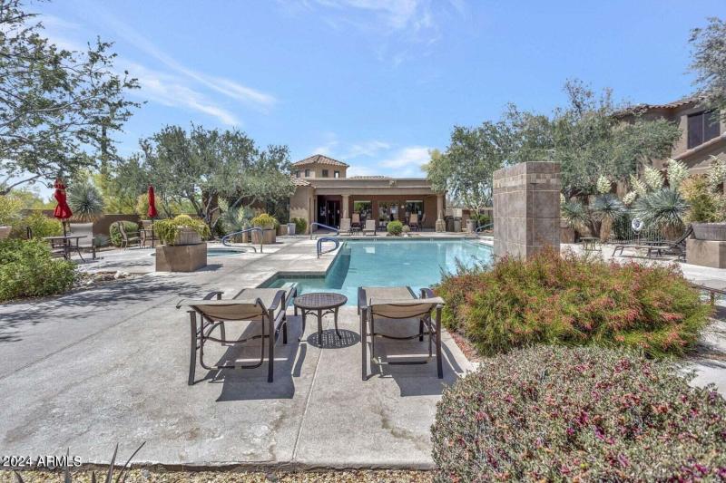 Cachet Community Pool