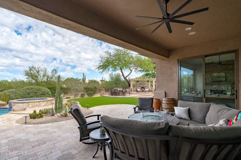 59-Large Covered Patio