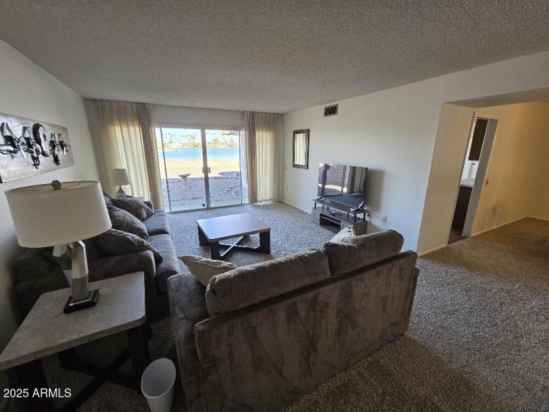 20250915_163304_resized