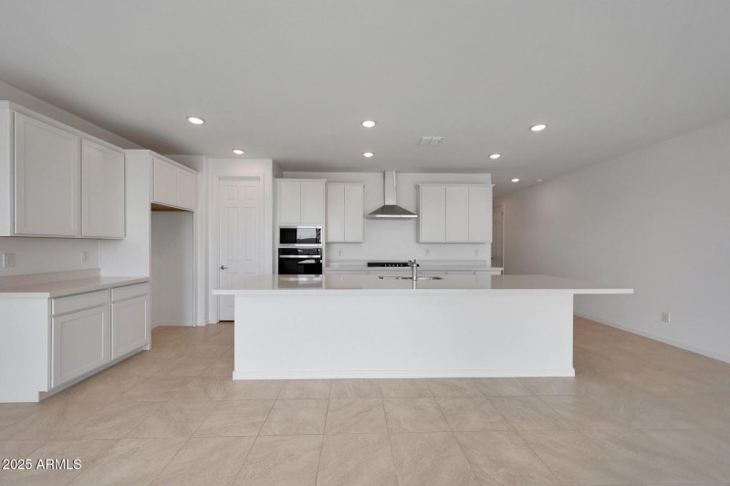 PHX_Landmarke_Lot 1067_Aqua_793_Kitchen