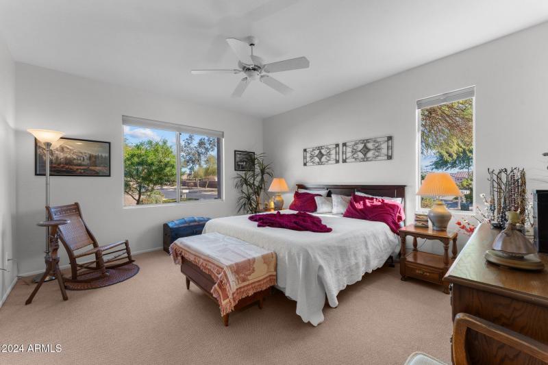 19558 N Desert Garden Dr
