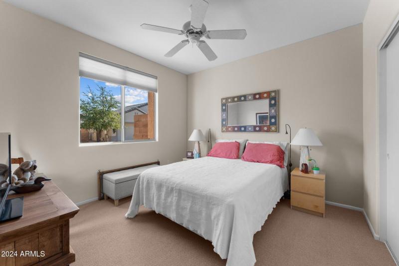 19558 N Desert Garden Dr