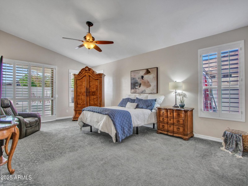 13-Primary-bedroom-(1)