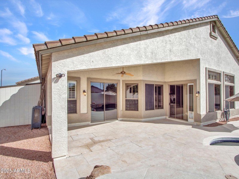 17-Covered-Patio-(2)