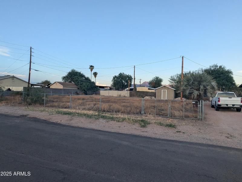 PXL_20250908_011611200