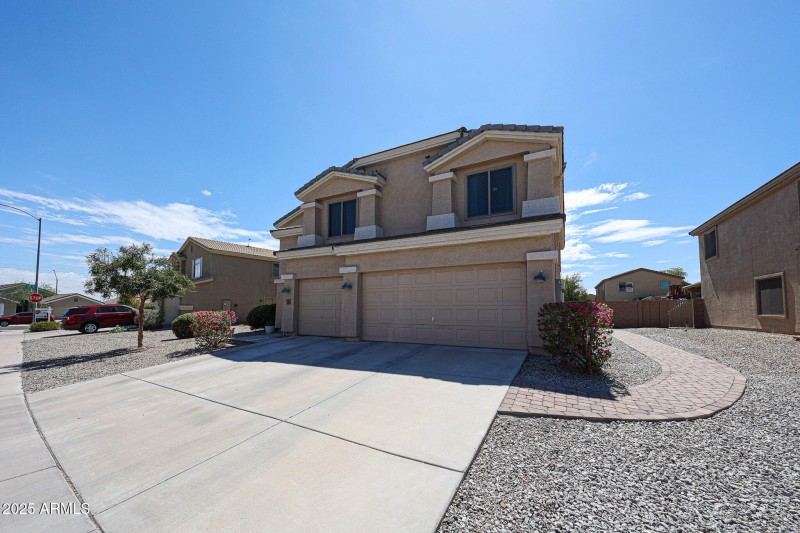 Curb appeal with 3-car garage
