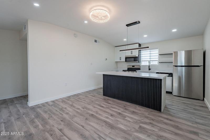 25-web-or-mls-Narramore-25