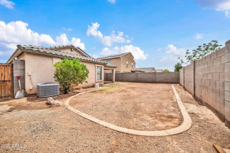 5032 South Rovey Parkway, Buckeye