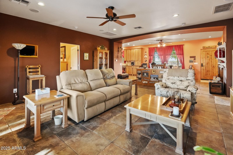 30305 N 243rd Ave-26