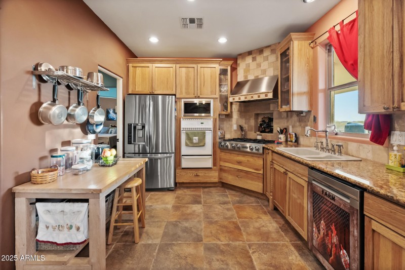 30305 N 243rd Ave-31