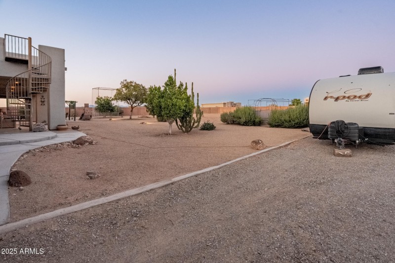 30305 N 243rd Ave-79